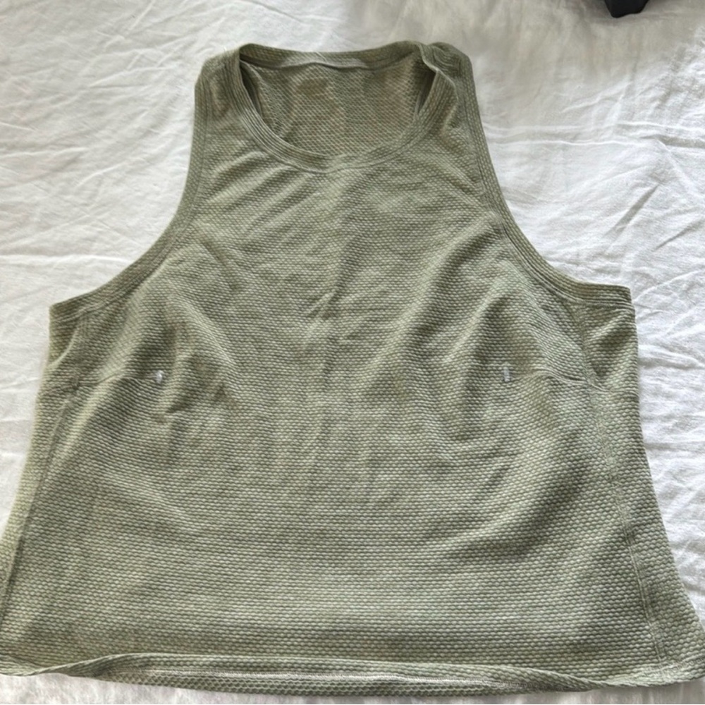 Lululemon Run and Train Cropped Racerback Tank - Picture 4 of 5